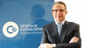Vicente Ruiz, director de la Càtedra de Cultura Empresarial.